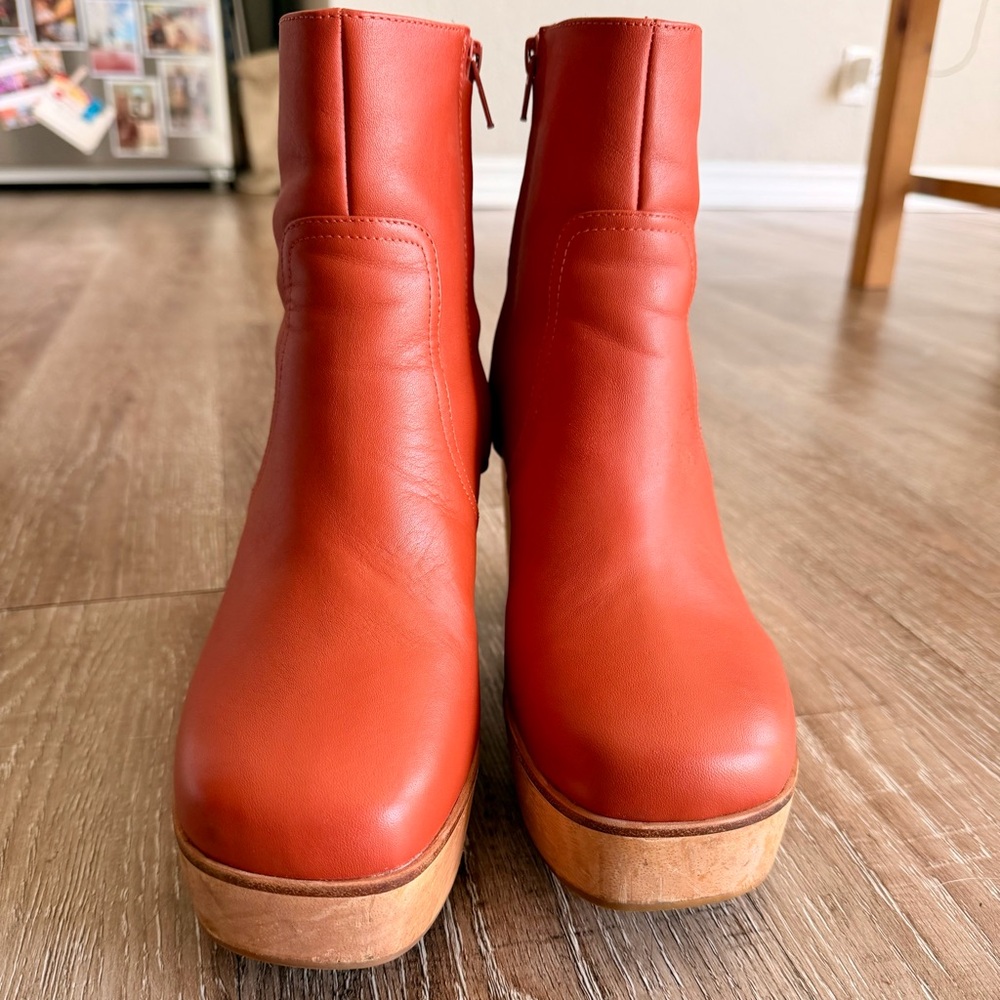 Charlotte Stone Paz Clog Boot in Sienna (9) - Picture 2 of 7